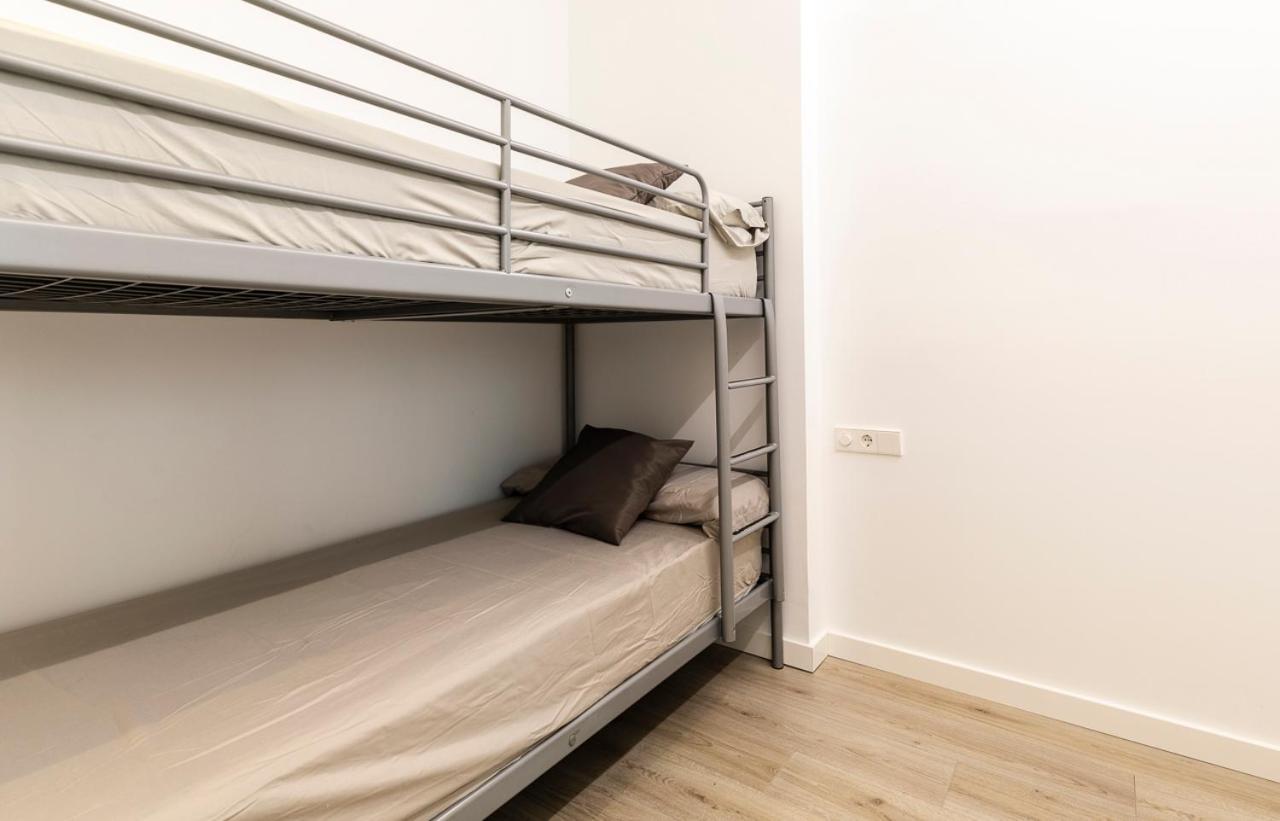 Sylvia 1M - Precioso Apartamento En Primera Linea De Mar - Centrico - Playa - Wifi Эмпуриабрава Экстерьер фото